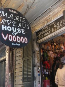 MARIE LAVEAU HOUSE OF VOODOO